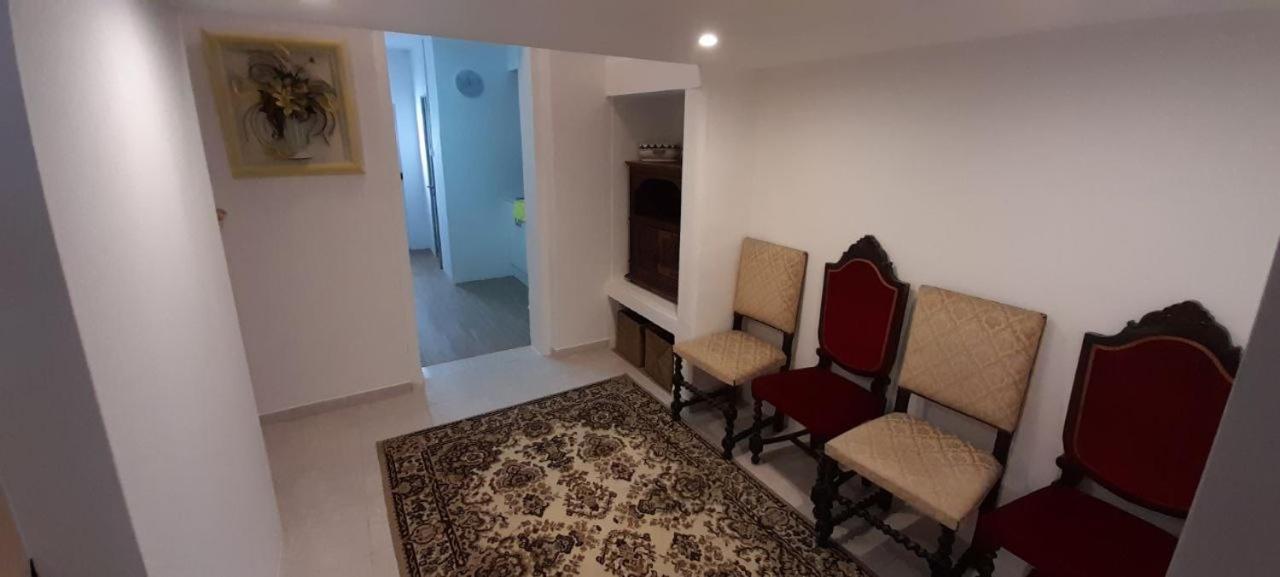 Moradia Em Vila Da Cidade Villa Lisbona Esterno foto
